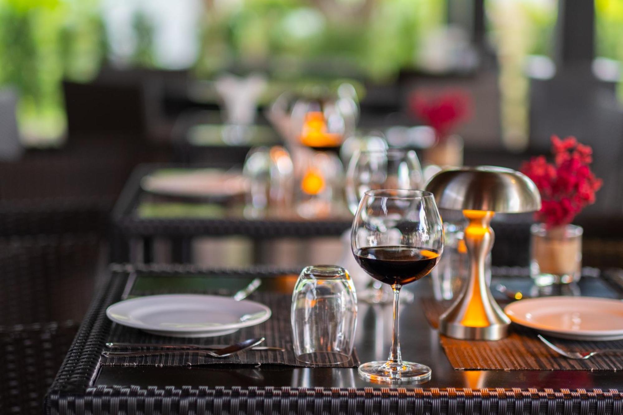 Estella Phuket Mai Khao Beach Resort ภายนอก รูปภาพ